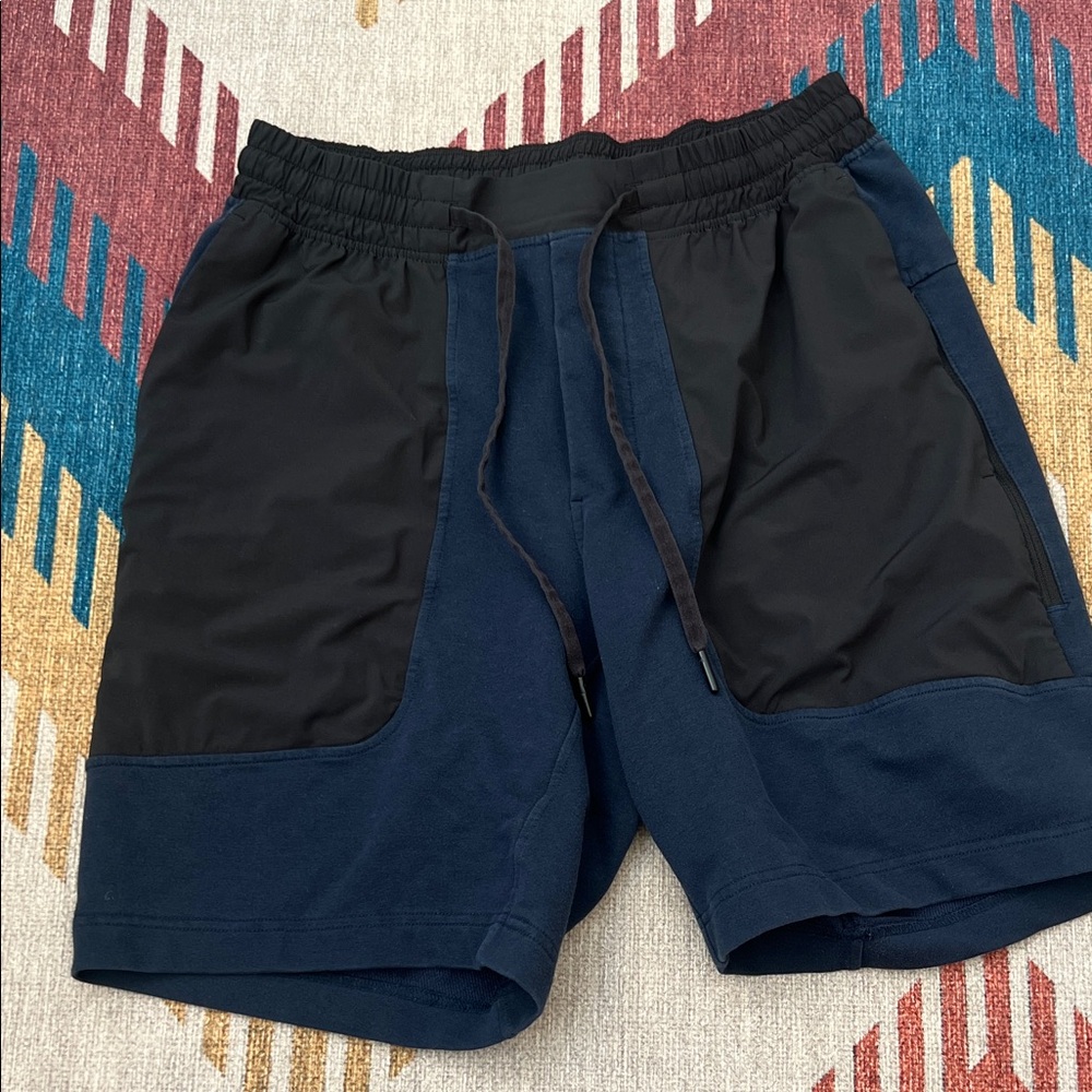 Mens lululemon terry short Medium
